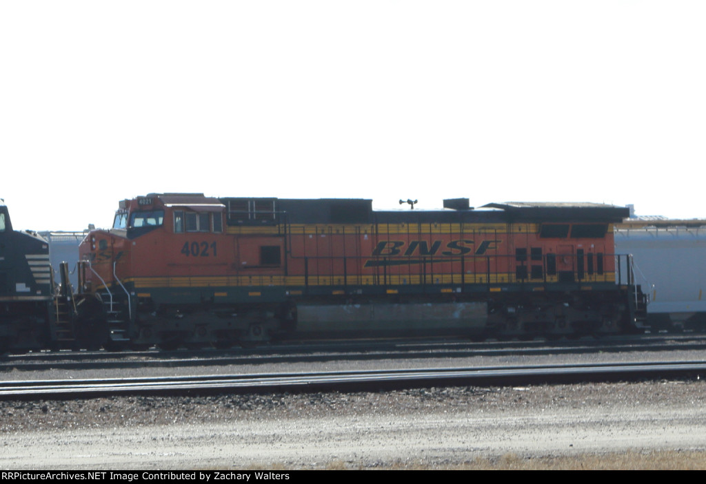 BNSF 4021